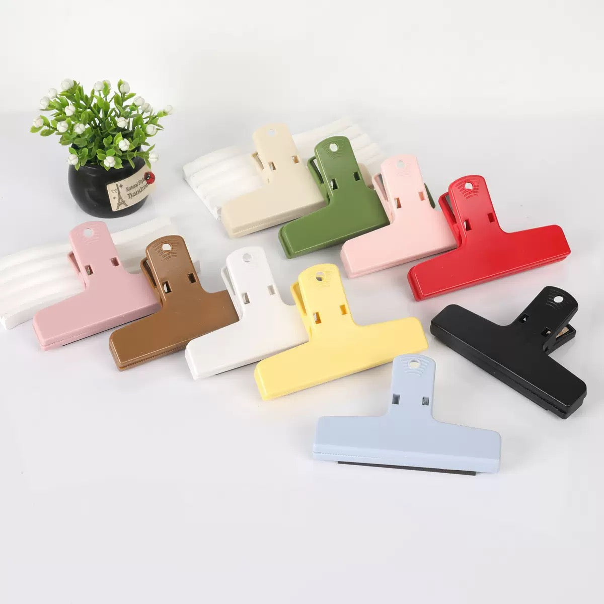 Plastic Book Clip (With Magnet)