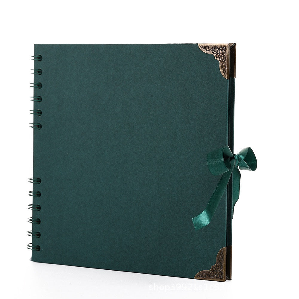Scrapbook / Travel Journal / Photo Album